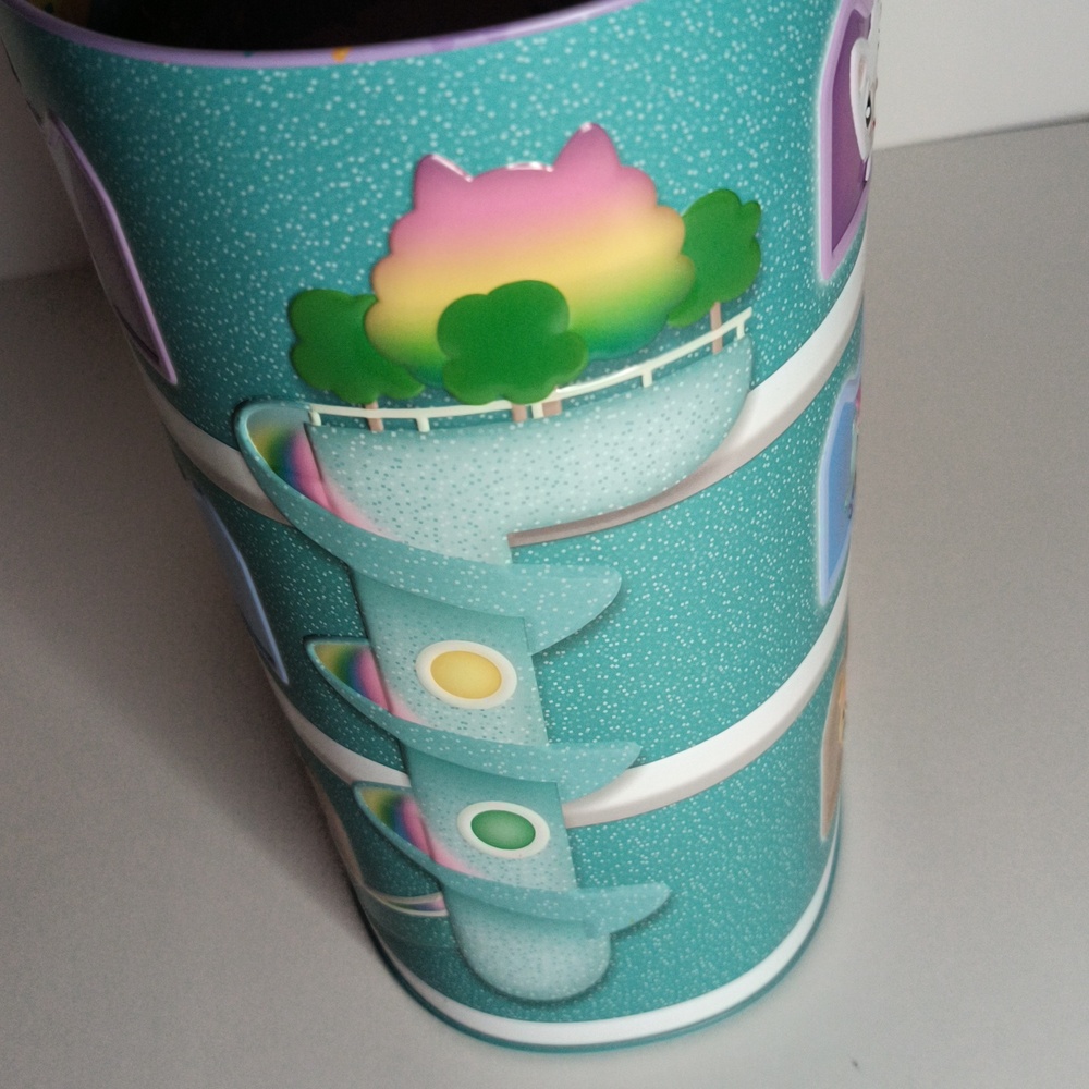 Dream Works Gabby's Dollhouse Girl's Pastel Waste Basket🗑️ NWOT - Picture 4 of 9